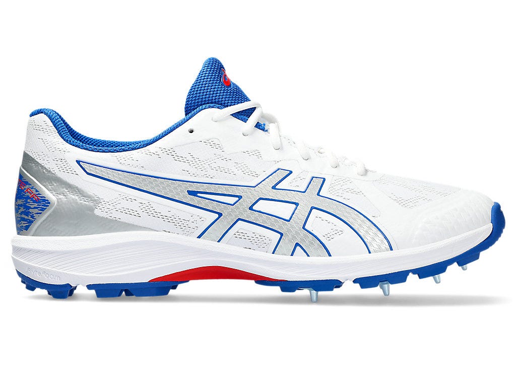 Asics cricket spikes store
