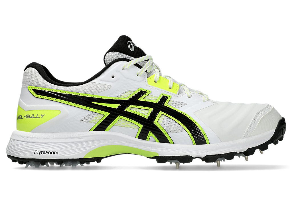 Asics cricket shoes sale india best sale