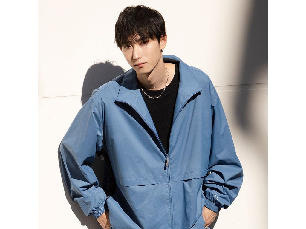 Blouson asics best sale